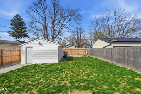 Yard at 1614 E Kelly Street, Indianapolis, IN