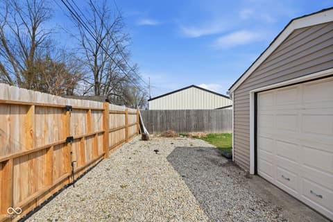 Yard at 1614 E Kelly Street, Indianapolis, IN