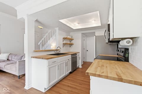 Photo of 2627 Fox Valley Place, Indianapolis, IN