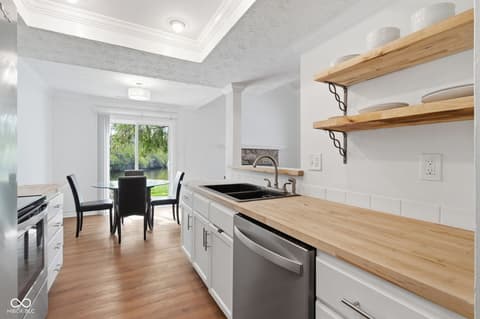 Photo of 2627 Fox Valley Place, Indianapolis, IN