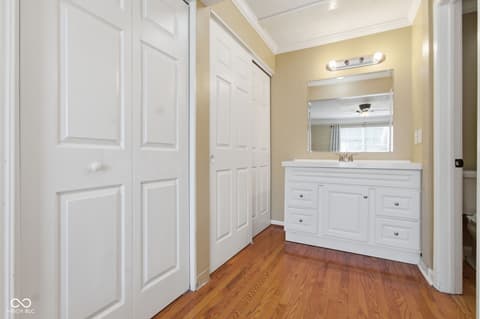 Photo of 2627 Fox Valley Place, Indianapolis, IN