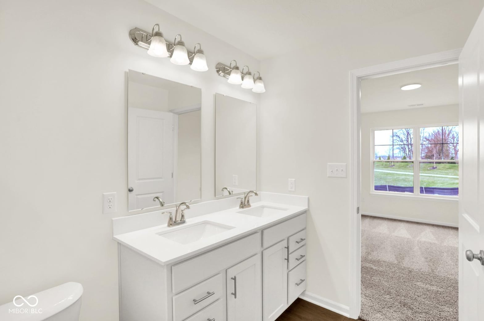 Primary bathroom at 19418 Atwater Avenue, Sheridan, IN