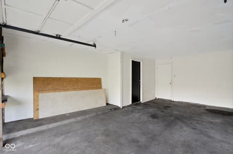 Garage at 2318 N John Glenn Court, Indianapolis, IN