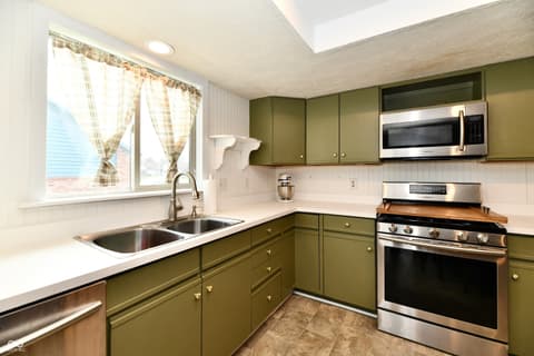 Photo of 1132 Madrid Road, Greenwood, IN