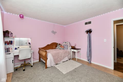Photo of 1132 Madrid Road, Greenwood, IN