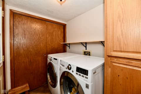 Photo of 1132 Madrid Road, Greenwood, IN
