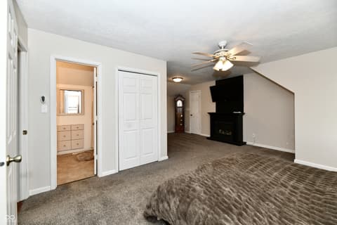 Photo of 1132 Madrid Road, Greenwood, IN