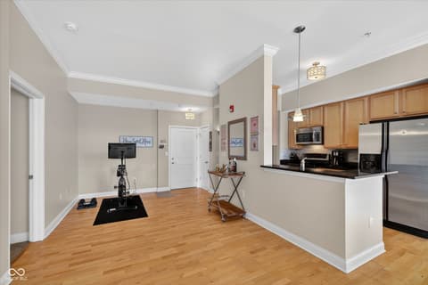 Photo of 355 E Ohio Street, Indianapolis, IN