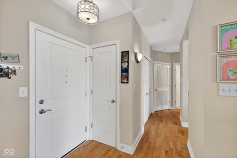 Photo of 355 E Ohio Street, Indianapolis, IN
