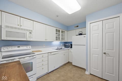 Photo of 7601 Newport Bay Drive, Indianapolis, IN