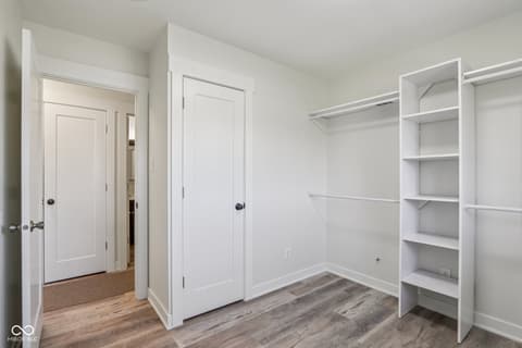 Walk In Closets — 4307 Cottage Avenue, Indianapolis, IN