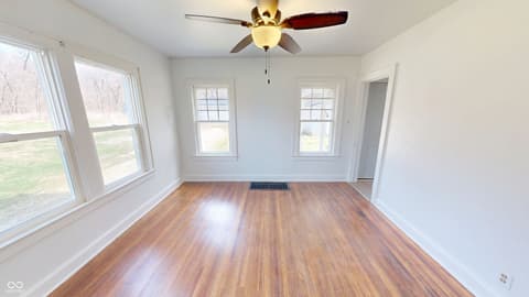 Photo of 749 S River Road, Covington, IN