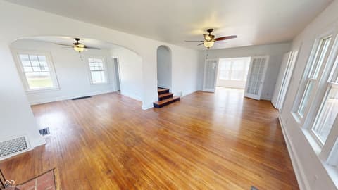 Photo of 749 S River Road, Covington, IN