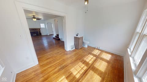Photo of 749 S River Road, Covington, IN