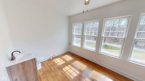 Photo of 749 S River Road, Covington, IN