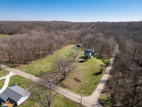 Photo of 749 S River Road, Covington, IN