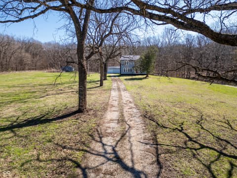 Photo of 749 S River Road, Covington, IN