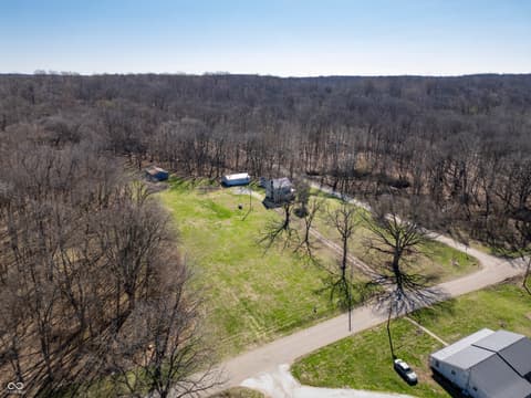 Photo of 749 S River Road, Covington, IN