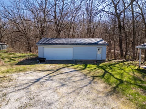 Photo of 749 S River Road, Covington, IN