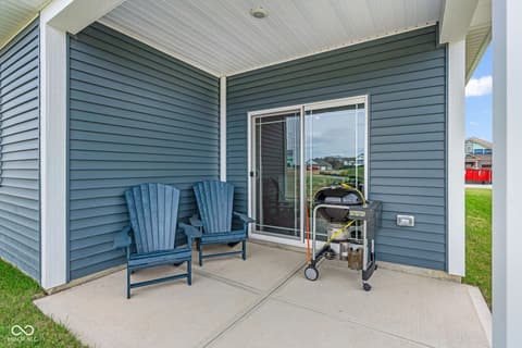 Photo of 1114 Winterfield Boulevard, Franklin, IN