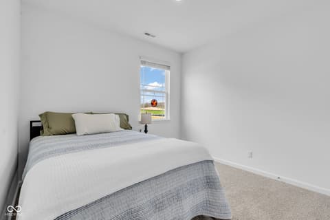 Photo of 1114 Winterfield Boulevard, Franklin, IN