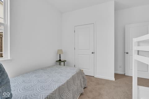 Photo of 1114 Winterfield Boulevard, Franklin, IN