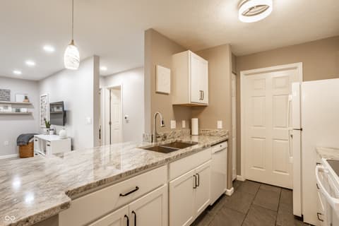 Photo of 8224 Glenwillow Lane, Indianapolis, IN