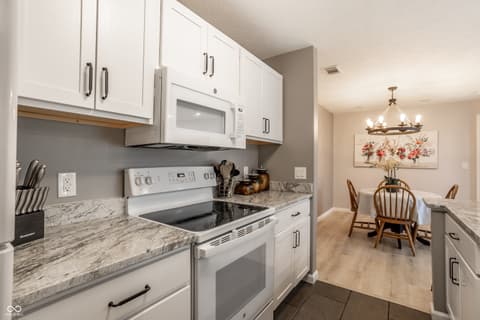 Photo of 8224 Glenwillow Lane, Indianapolis, IN
