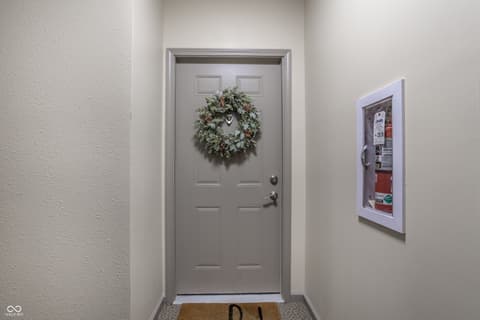 Photo of 8224 Glenwillow Lane, Indianapolis, IN