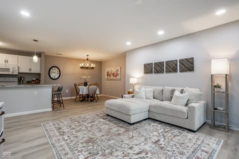 Photo of 8224 Glenwillow Lane, Indianapolis, IN