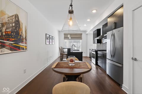 Dining room at 110 E North Street, Indianapolis, IN