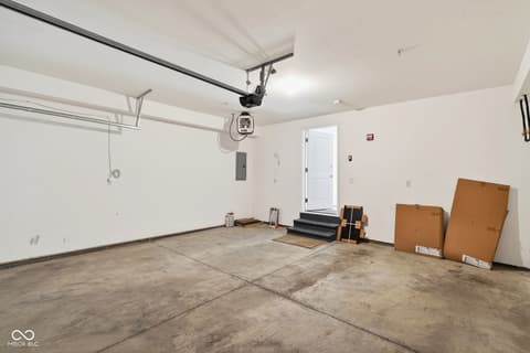 Garage at 110 E North Street, Indianapolis, IN