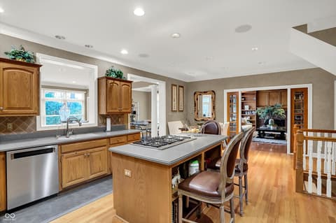 Photo of 9012 Nautical Watch Drive, Indianapolis, IN