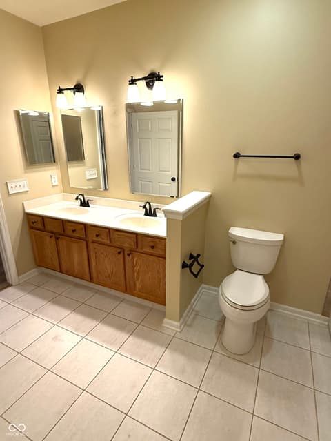 Photo of 6981 Park Square Drive, Avon, IN