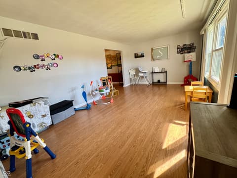 Photo of 660 Dale Street, Martinsville, IN