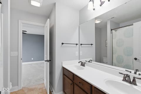 Photo of 10263 Normandy Way, Fishers, IN