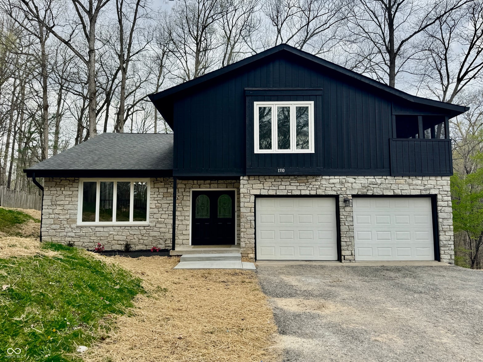 Photo of 1510 W Shore Loop, Martinsville, IN