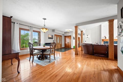 Dining room at 15411 N State Road 9, Hope, IN
