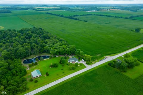 Aerial view at 15411 N State Road 9, Hope, IN