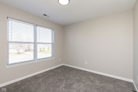 Photo of 181 Woodstream Court, Greenfield, IN