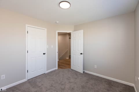 Photo of 181 Woodstream Court, Greenfield, IN