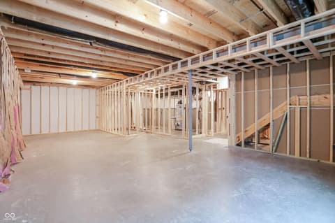 Photo of 2159 Somerset Drive, Franklin, IN