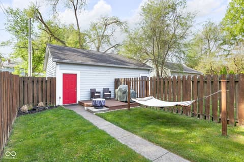 Photo of 1215 Pleasant Street, Indianapolis, IN
