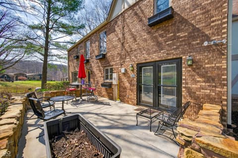 Outdoor living area at 995 E Skyline Drive, Brownstown, IN