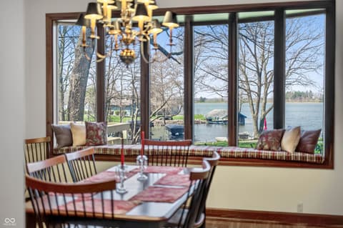 Photo of 995 E Skyline Drive, Brownstown, IN