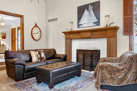 Photo of 995 E Skyline Drive, Brownstown, IN