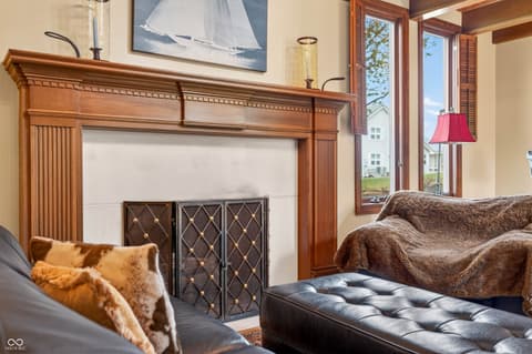 Sitting Room — 995 E Skyline Drive, Brownstown, IN