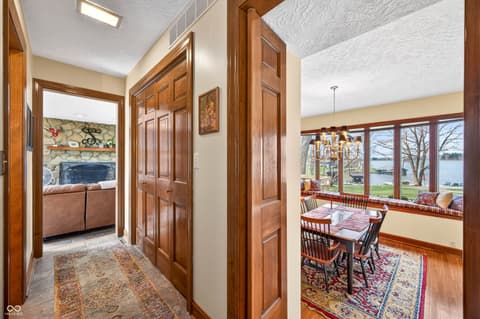Photo of 995 E Skyline Drive, Brownstown, IN