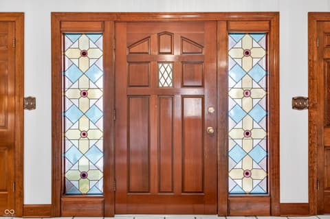 Foyer at 995 E Skyline Drive, Brownstown, IN