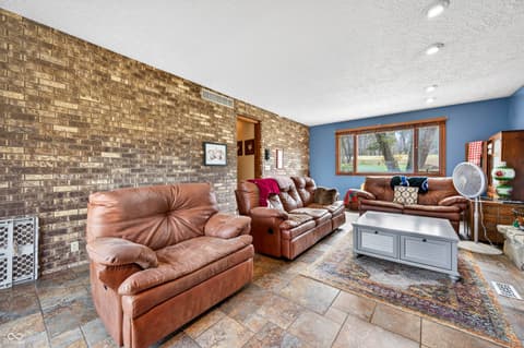Living room at 995 E Skyline Drive, Brownstown, IN
